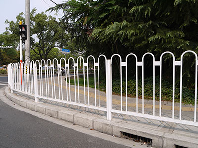 京式道路护栏图片3