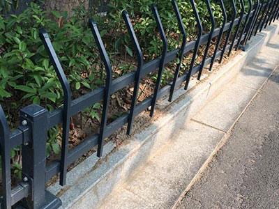 草坪护栏图片2