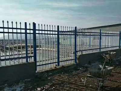 河道锌钢护栏图片5