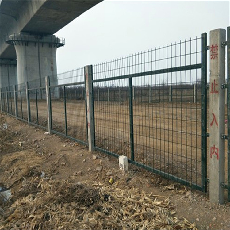 铁路护栏网图片2